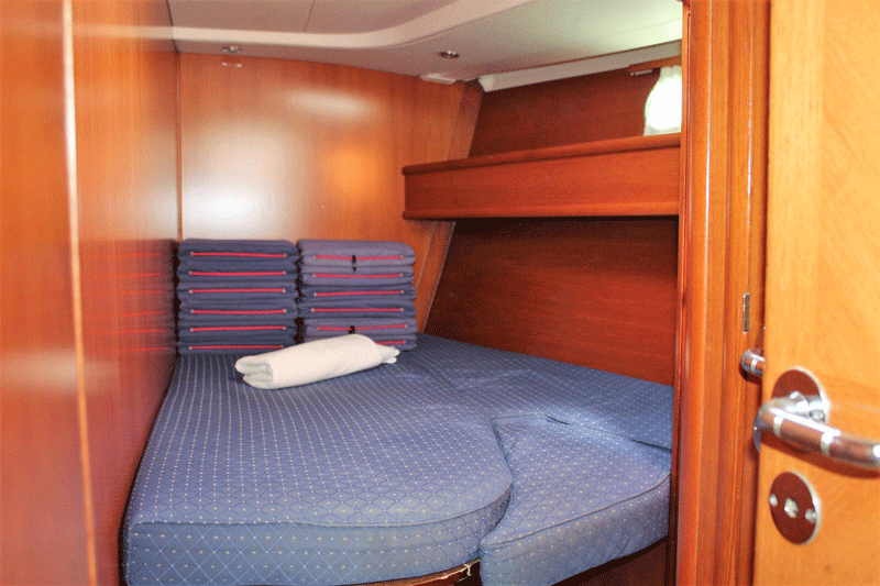 jeanneau-54-cabin1