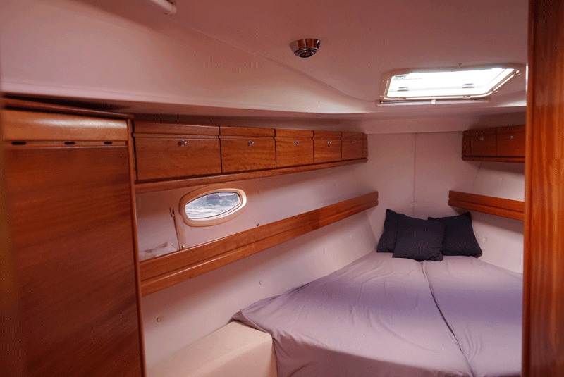 bavaria-39-cabin